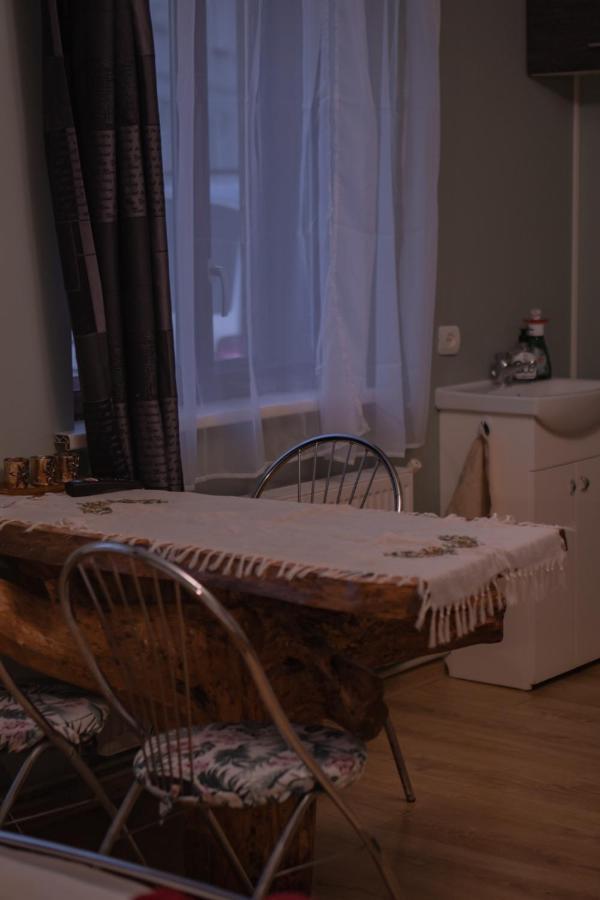 Kurbrauksim Windau Rooms Ventspils Esterno foto